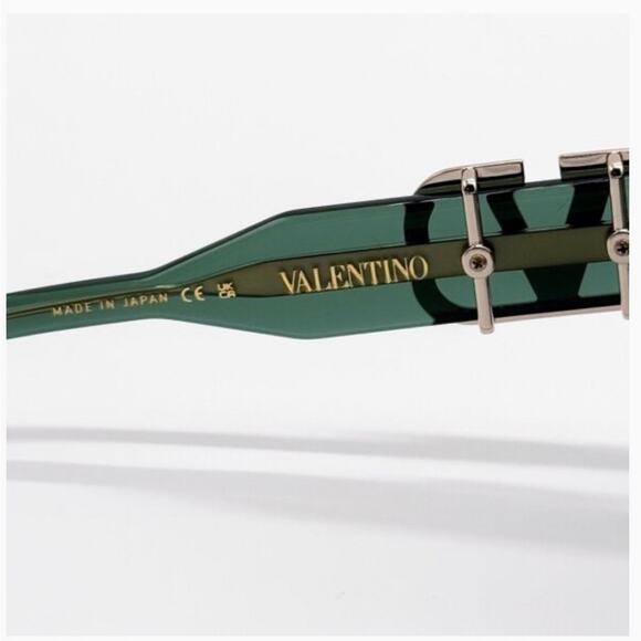 New! Valentino V SETTE-VLS-166D, Stylish Green Sunglasses, Authentic main image 8